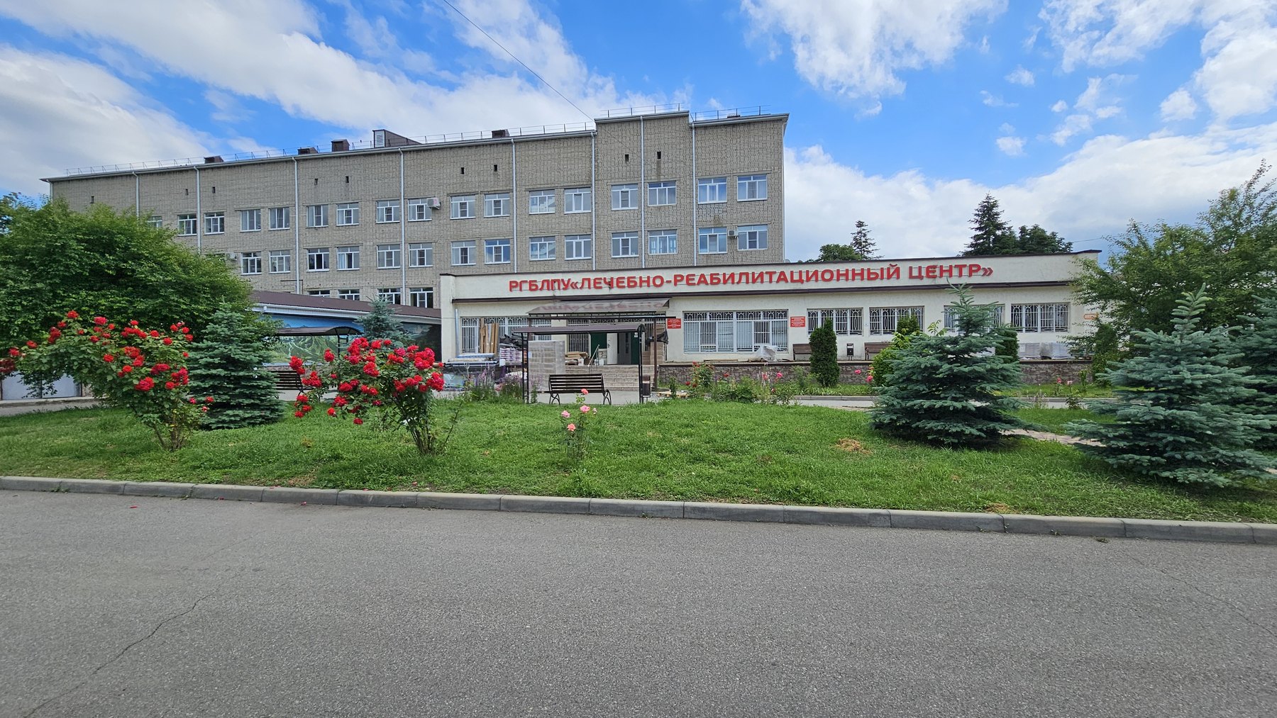 В 2026 году Республиканский лечебно-реабилитационный центр г. Черкесске пополнился современным отделением для реабилитации ветеранов СВО и первым на Юге России современным 3D-центр протезирования «Элия»